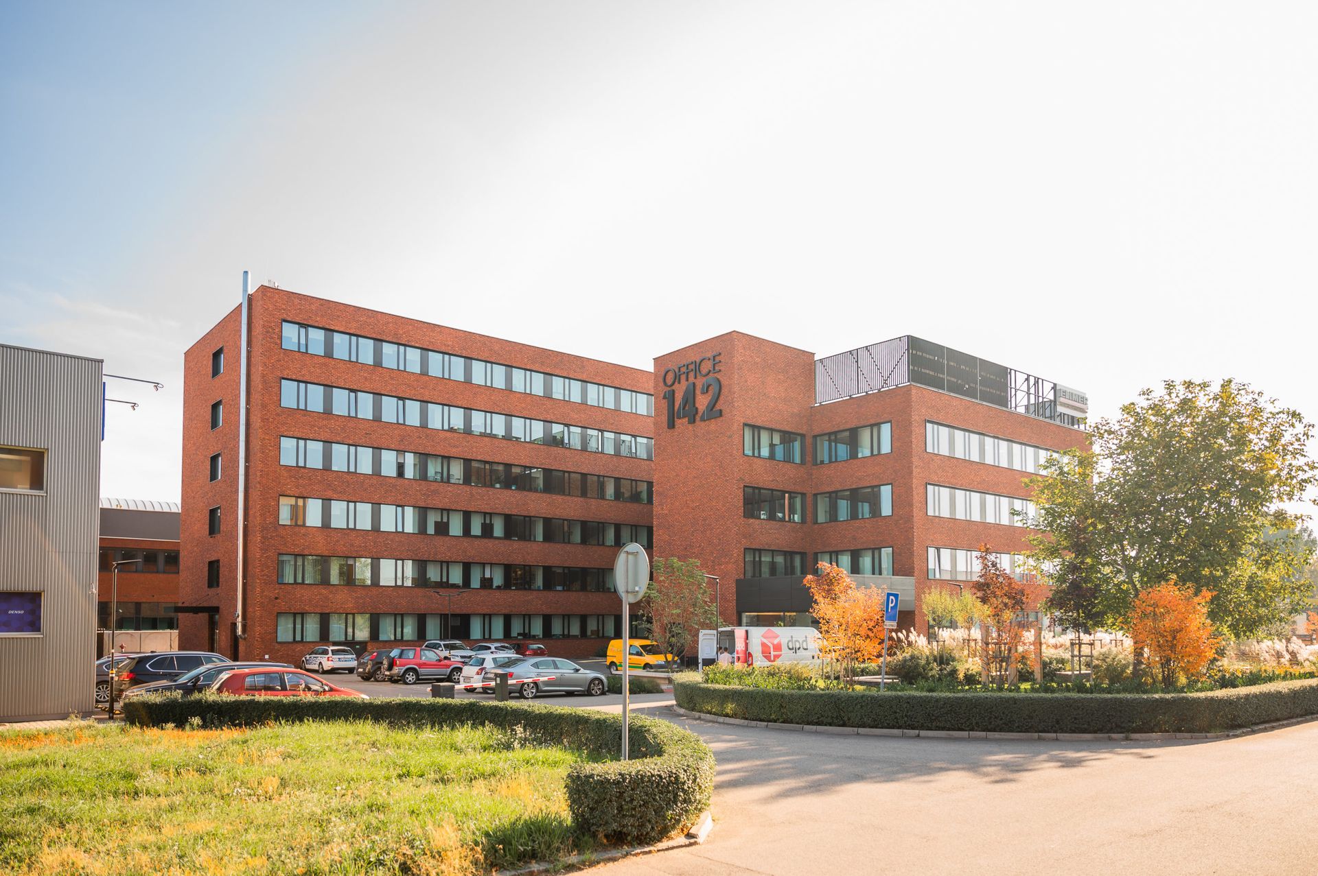 Office 142, Vajnorská 142, Bratislava — sídlo grant-poradenstvo.sk